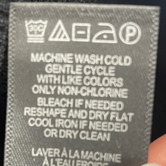 Adrianna Papell  Black V Neck Sweater Knit Top with 3/4 Sheer Sleeves Sz M - Picture 10 of 13